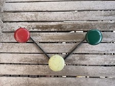 Portemanteau Mural ,métal Laqué,trois Patères Rondes,