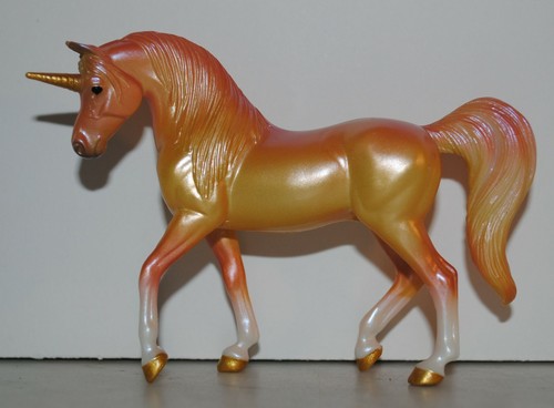 Breyer 2019 unicorn - breyer~2019~unicorn, crazy