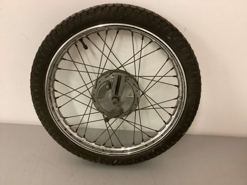 Roue avant pneu pirelli - pneu, 53