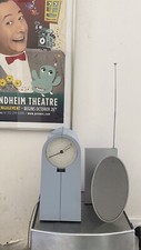 LOT 2 HORLOGE RADIO-REVEIL "COO COO"-/ICI PARIS Design Philippe STARCK