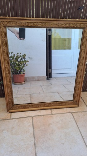 Miroir ancien sur - ancien, en