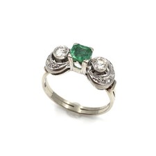 Bague en or blanc 14 carats