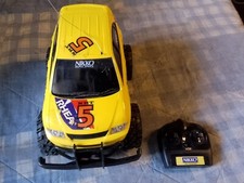 VOITURE TÉLÉCOMMANDÉE NIKKO