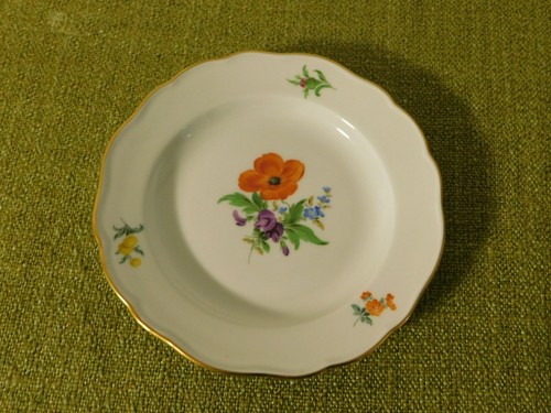 Assiette pain meissen - À,