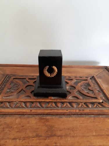Socle bois noir - socle,
