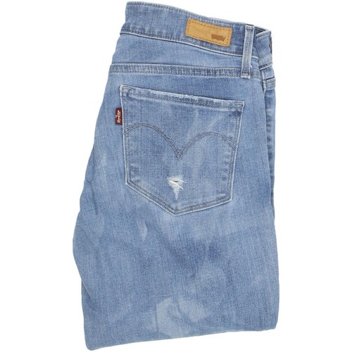 Levi demi curve - ,