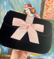 Yves Saint Laurent Rose Ribbon