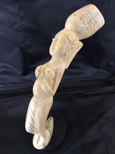 Dent Phacochere Sculptee. Origine Guinee Travail Contemporain No14. 31 Cm