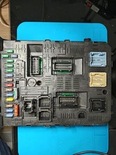 Boîtier servitude habitacle Peugeot/Citroen 9664059080  BSI04EV K04-00 