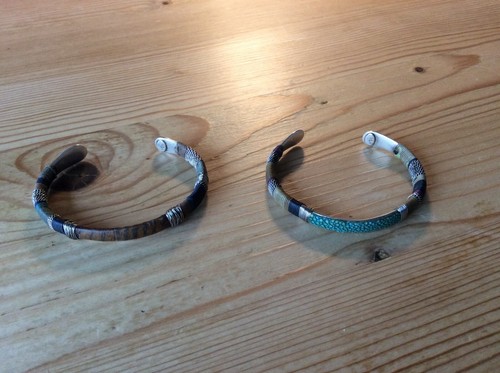 Bracelets joncs métal - 2, en