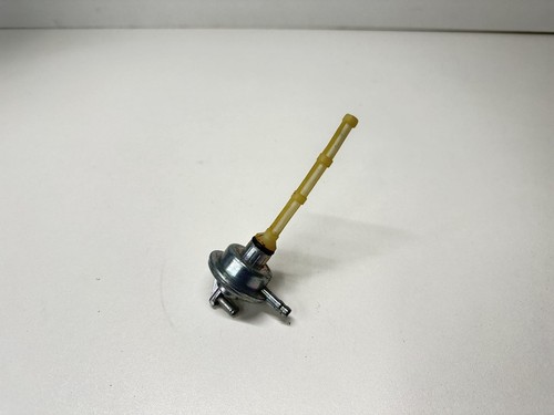 Robinet essence peugeot kisbee - robinet,