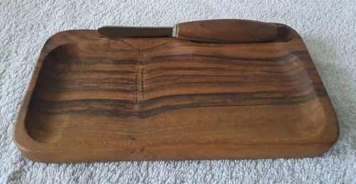 Beurrier son couteau de - et,