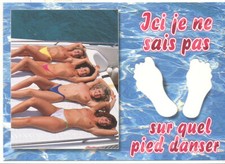 Ici, je ne sais pas sur quel pied danser - Femmes seins nus