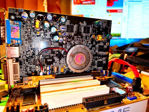 Sapphire radeon 9600 - 9600, 128mb