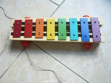 xylophone  FISHER PRICE avec bruitage .  Fisher price      1978   bon état