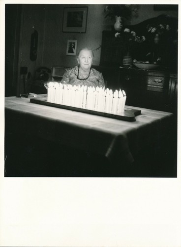 Anniversaire la femme - l’anniversaire,
