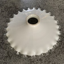 Ancienne opaline dentelle