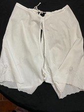 Ancienne Culotte brodée