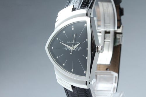 Presque comme neuve montre - [presque, neuve]