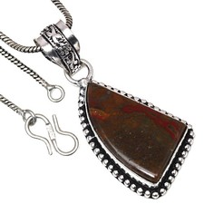 Pendentif fou dentelle agate