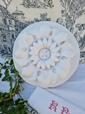 ANCIENNE ROSACE EN STUC PLATRE DE PLAFOND