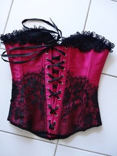 Guêpière rose fuchsia noir