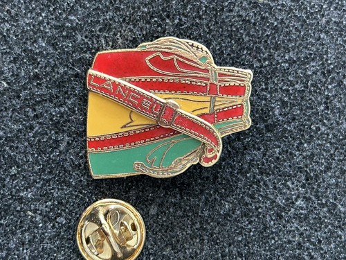 Pin pins - pins,
