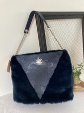 725⚜️ Sac Fausse Fourrure La Reine Des Neiges Disneyland Paris Bleu Marine