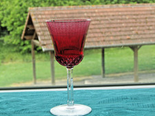 1 verre à vin en cristal