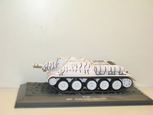 Altaya char su - 1:43,, russe