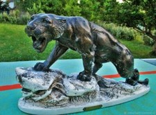 Sculpture ancienne signé