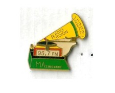 Pin's média radio FM Mazingarbe gramophone