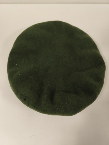 Ancien béret militaire vert