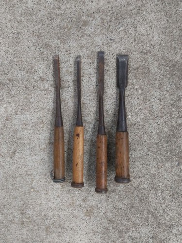 Ensemble ciseaux à - 4,
