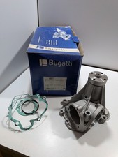 Pompe à eau Mercedes V8 420