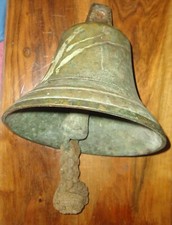Grosse cloche bronze ancienne