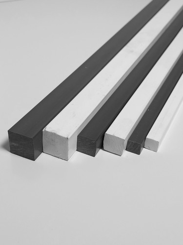 Tige carrée pvc pleine - tige,