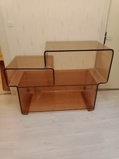 Meuble en plexiglass fumé des