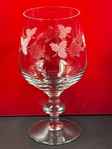 Grand verre vin ou - verre,