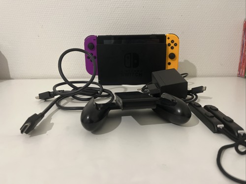 Nintendo switch console - 32,