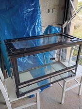 Terrarium  pour reptiles et batraciens aérations latérales  Dim;80*50*40