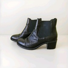 Bottines Noires. Pointure 39. ERAM