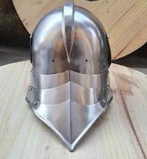 Casque d'armure médiéval