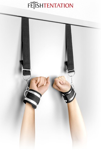Menottes suspension de - menottes,