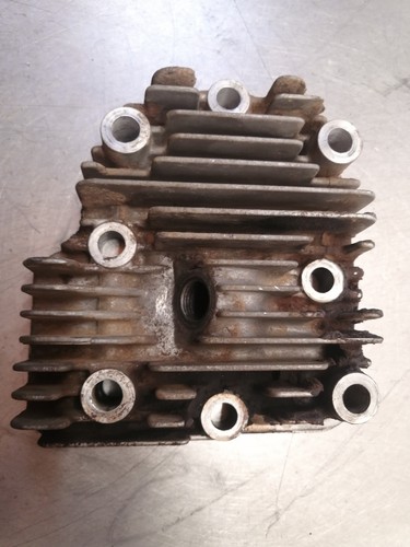 Culasse moteur robin - culasse, (origine)