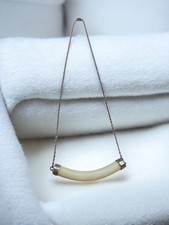 Collier vintage ancien en os