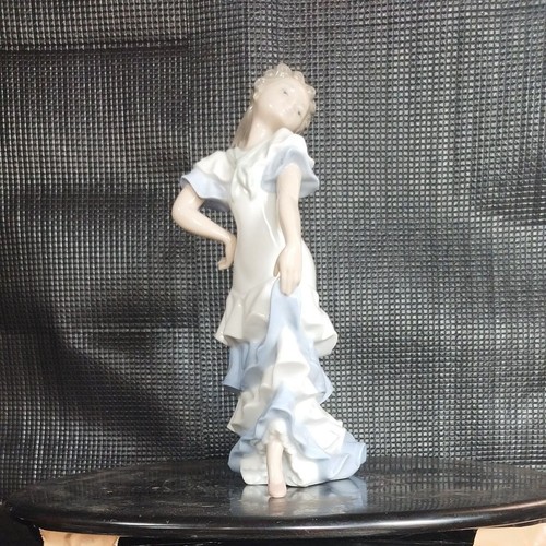 Figurine danseuse flamenco