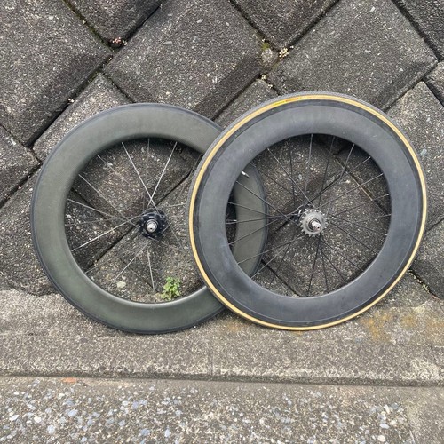Paire roues cliquet de - à,