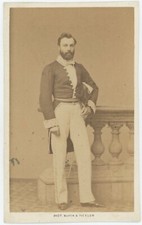 CDV circa 1860-65. Militaire à identifier. Général en grande tenue de cérémonie?