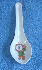 Ancienne Cuillère à Soupe Chinoise en Porcelaine Blanche avec Personnage, Chine